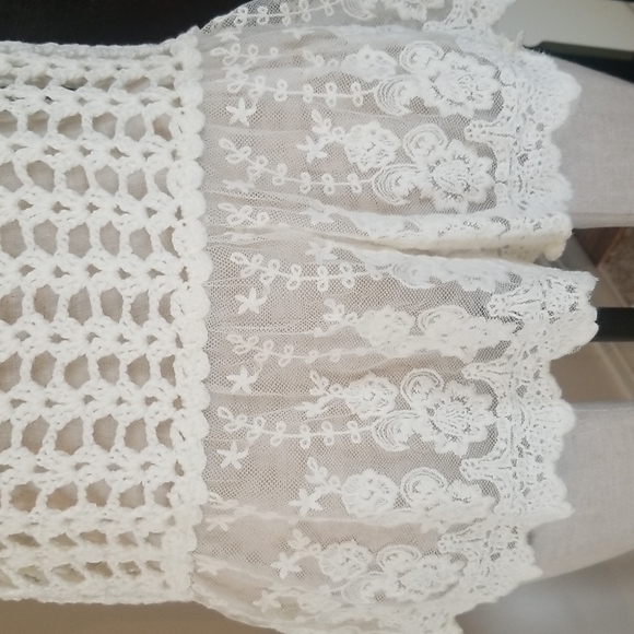 Feminine crocheted and lace camisole s/m - Picture 3 of 5